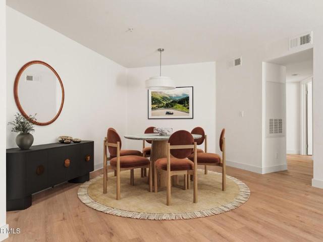Condo for sale in Oak Park, California