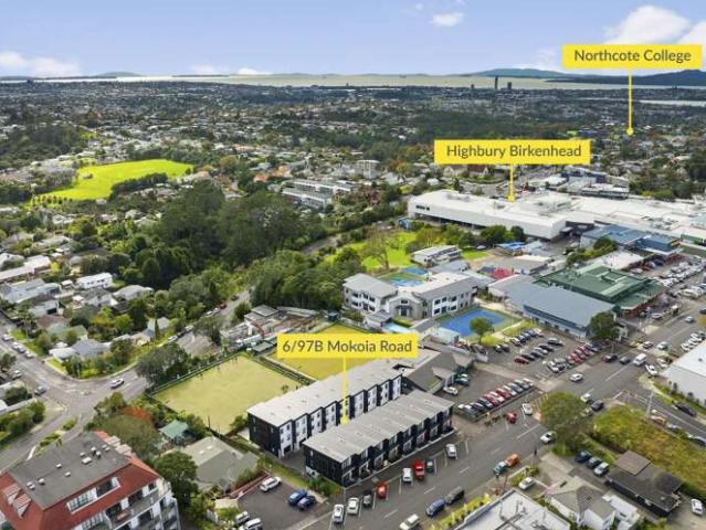 House for sale in Wairau Valley