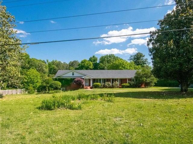 House for sale in Fairburn, Georgia