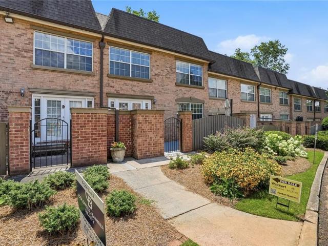 Condo for sale in Sandy Springs, Georgia