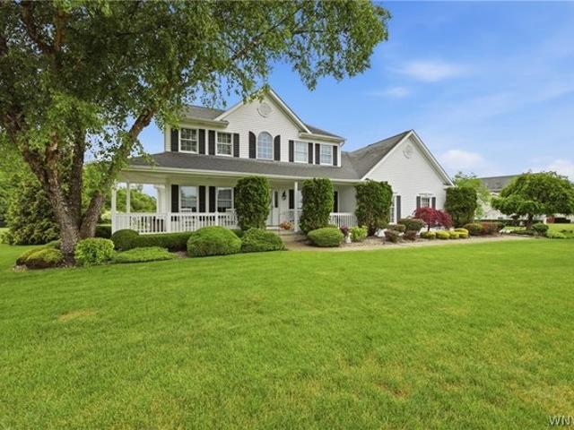 House for sale in Niagara, New York