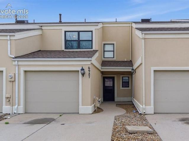 Townhouse for sale in Colorado Springs, Colorado