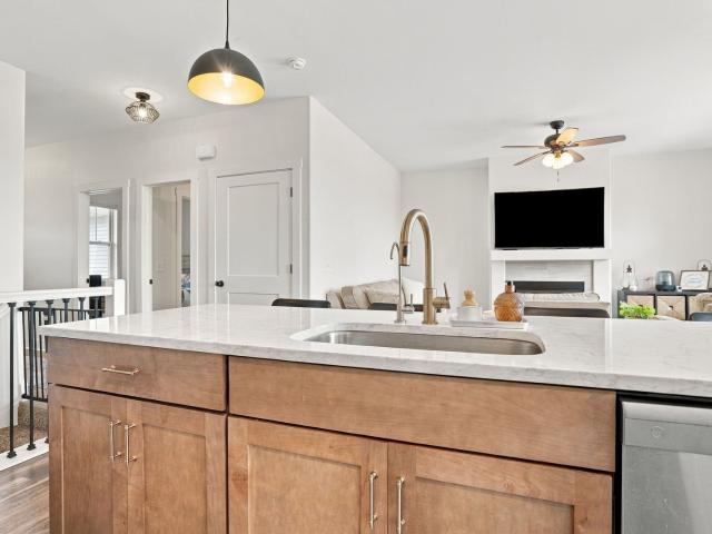 Townhouse for sale in Bettendorf, Scott County