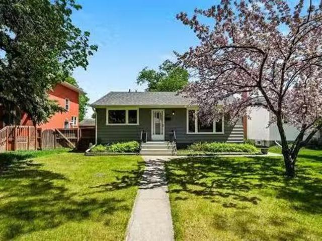 House for sale in East St. Paul, Manitoba