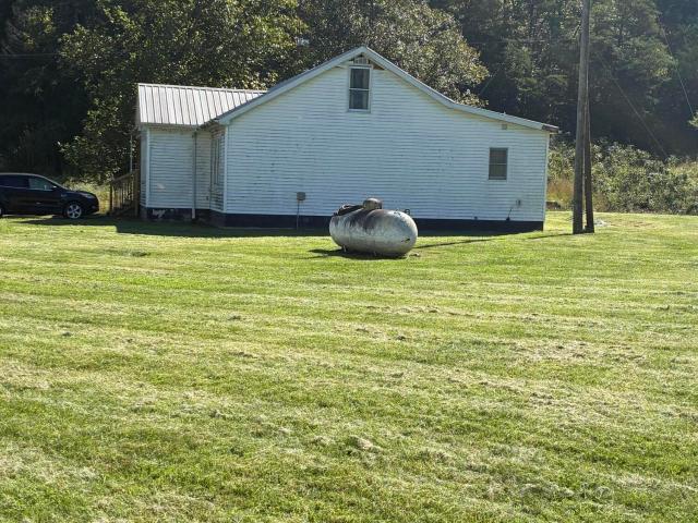 House for sale in Polksville, Salt Lick
