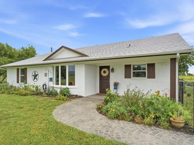 House for sale in Van Alstyne, Texas