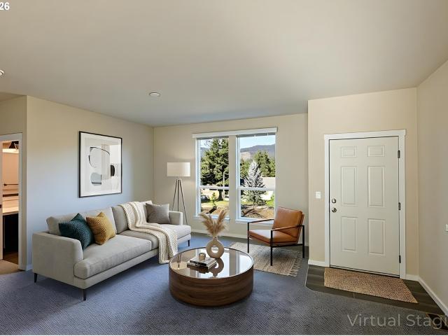 House for sale in White Salmon, Washington