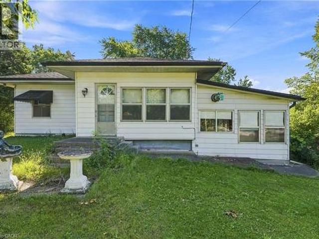 House for sale in Ancaster, Ontario