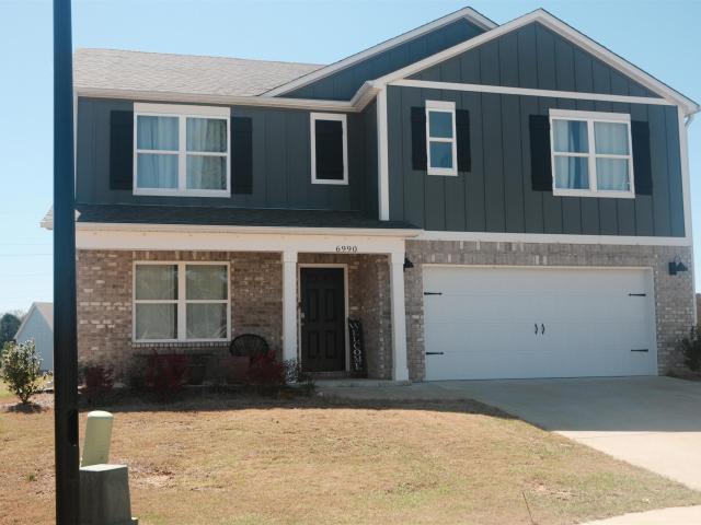 House for sale in Leeds, Alabama