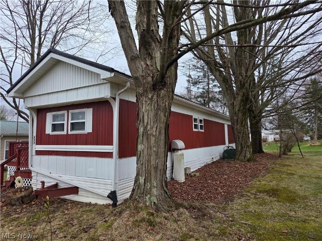 House for sale in Andover, Ohio