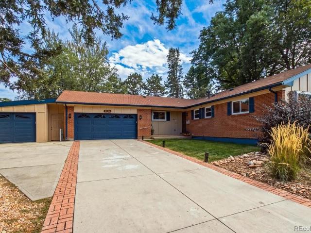 House for sale in Arapahoe, Colorado