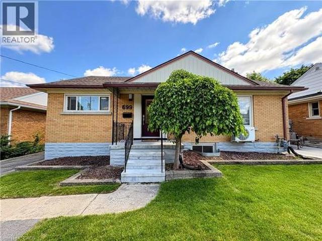 House for sale in Kitchener, Ontario