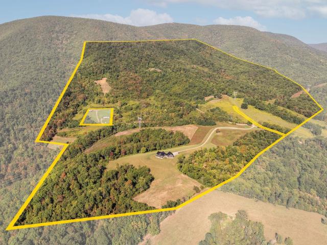 House for sale in Pembroke, Giles County