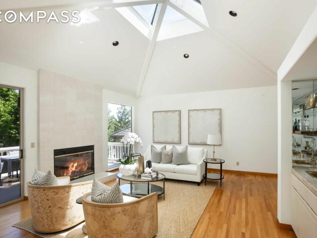 Condo for sale in Los Altos