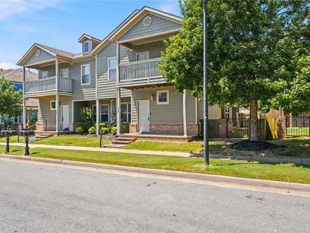 Townhouse for sale in Ark