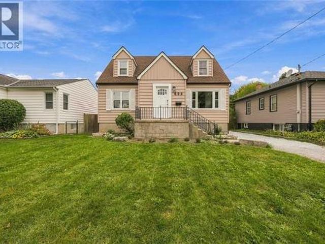 House for sale in Sarnia, Southwestern Ontario