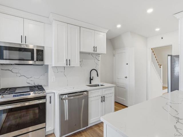 House for sale in Queens, Arverne