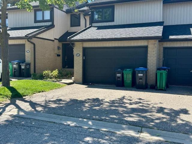 Condo for rent in Woburn, Ontario