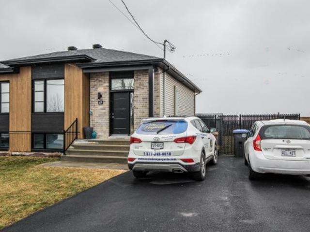 House for rent in Saint-paul-de-l'île-aux-noix, Quebec