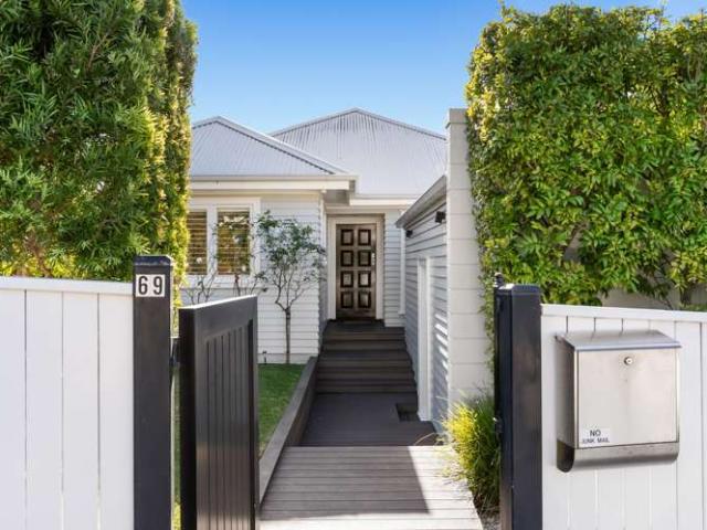 House for sale in Auckland, Oroua County