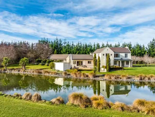 House for sale in Irwell, Canterbury