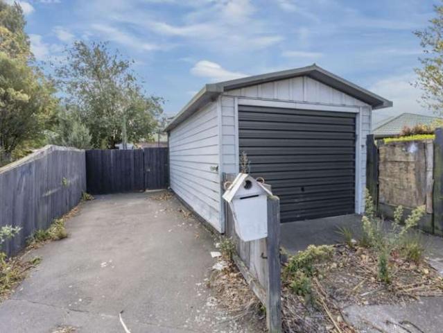 Property for sale in Addington, Canterbury