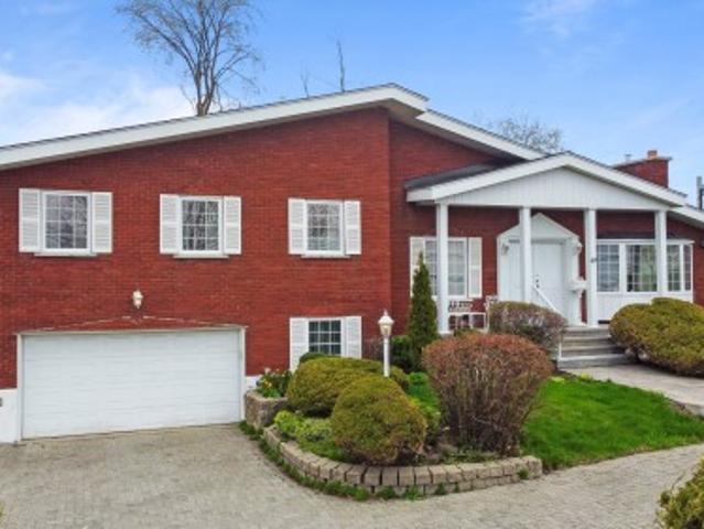 House for sale in Pointe-claire, Quebec