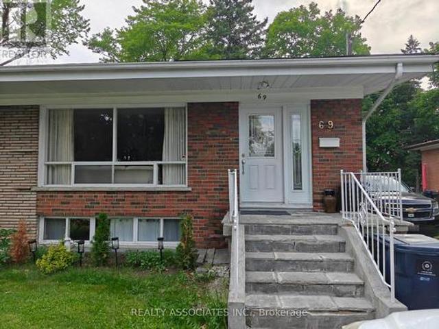 House for rent in Woburn, Ontario