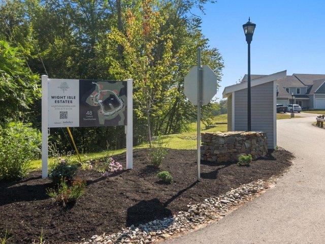 Townhouse for sale in New Hampshire