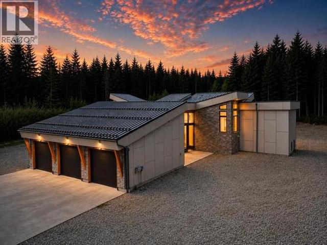 House for sale in Kitimat, British Columbia