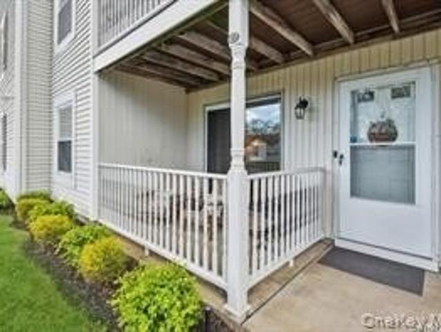 Condo for sale in Middle Island, Town of Brookhaven