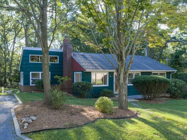 House for sale in Wading River, New York