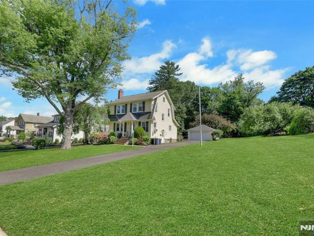House for sale in Midland Park, New Jersey