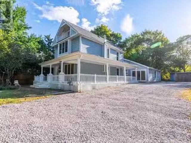 House for sale in Ancaster, Ontario