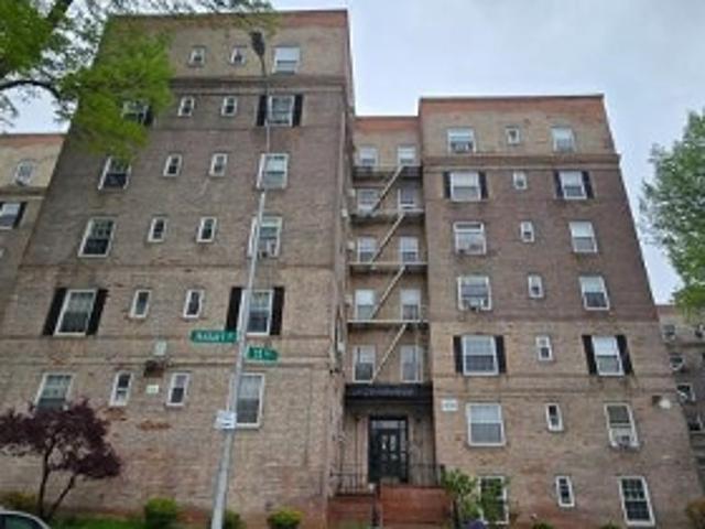 Property for sale in Queens, Arverne