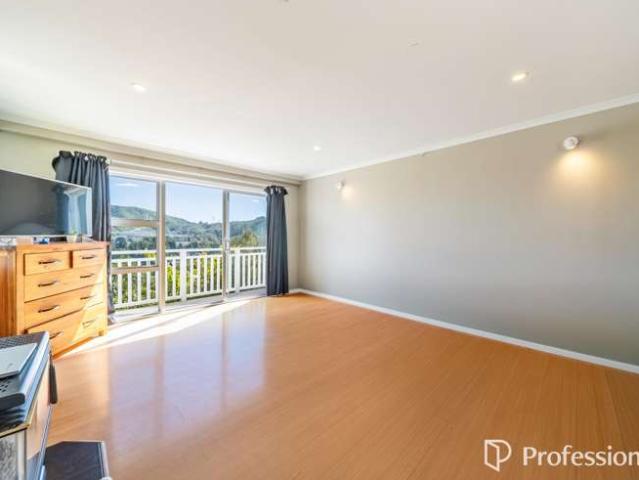 House for sale in Days Bay, Wellington