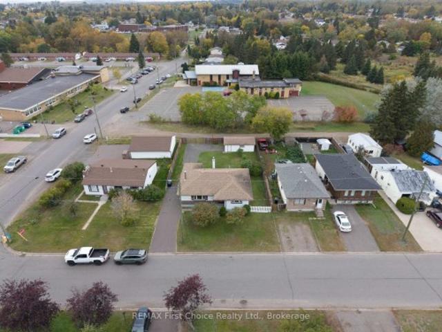 House for sale in Current River, Thunder Bay