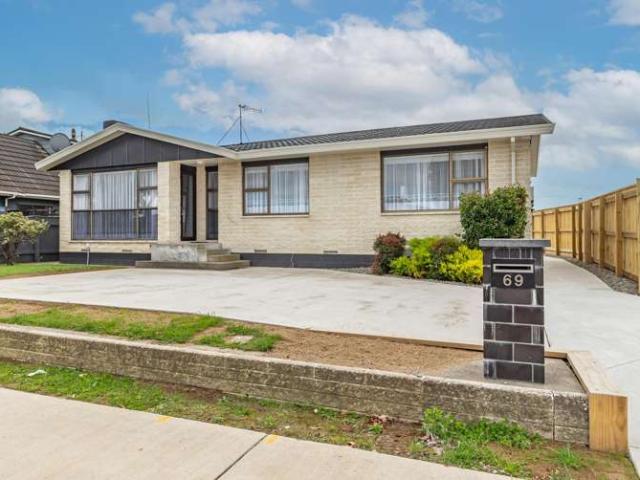 House for sale in Horowhenua District