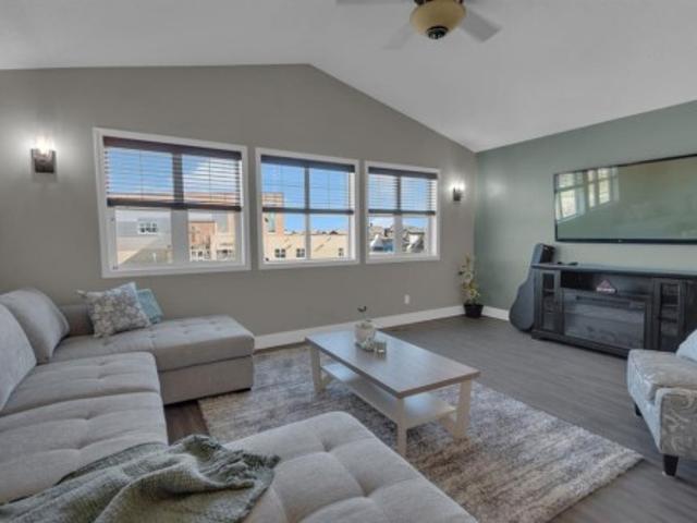 House for sale in Airdrie, Alberta