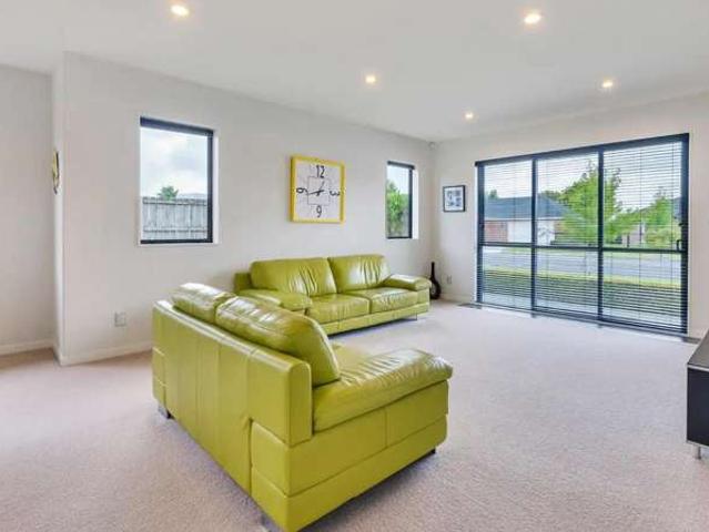 House for rent in Papakura