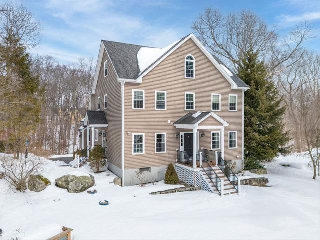 House for sale in Byfield, Massachusetts
