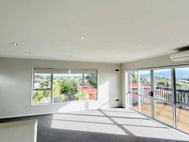 House for rent in Waikanae Beach, Wellington