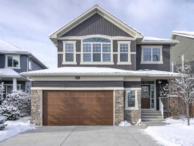 House for sale in Airdrie, Alberta