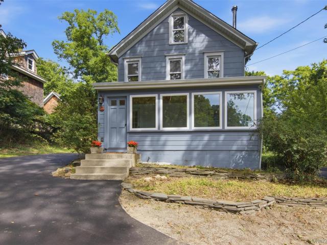 House for sale in Setauket, Town of Brookhaven