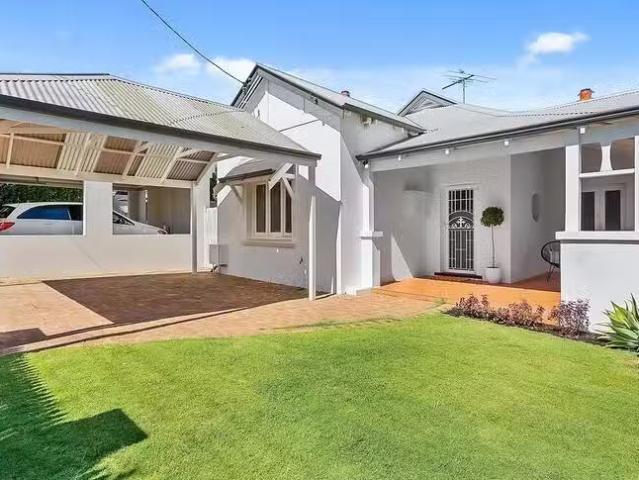 House for rent in North Perth