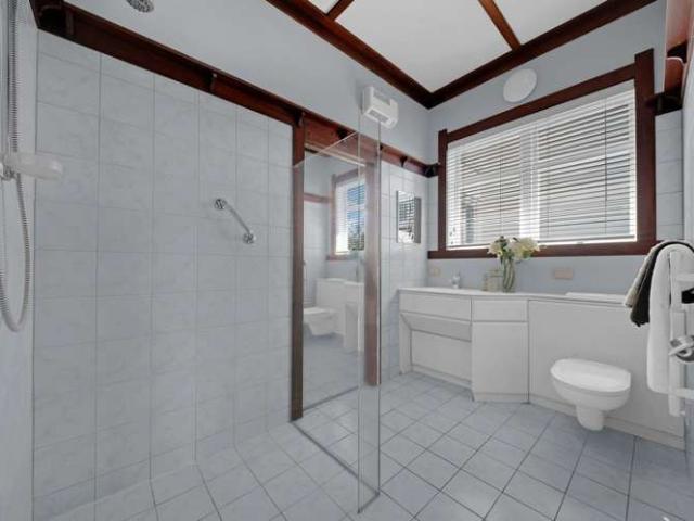 House for sale in Oroua County