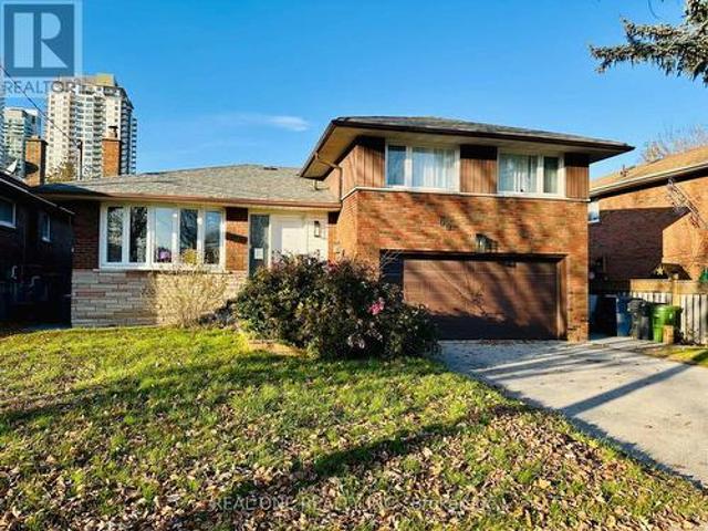 House for sale in Scarborough Centre, Toronto
