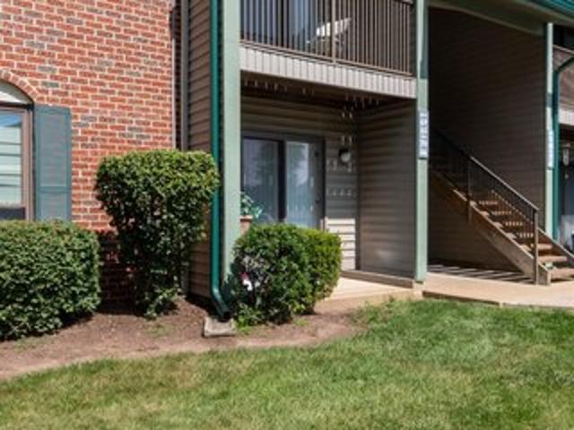 Condo for sale in Franklin, New Jersey