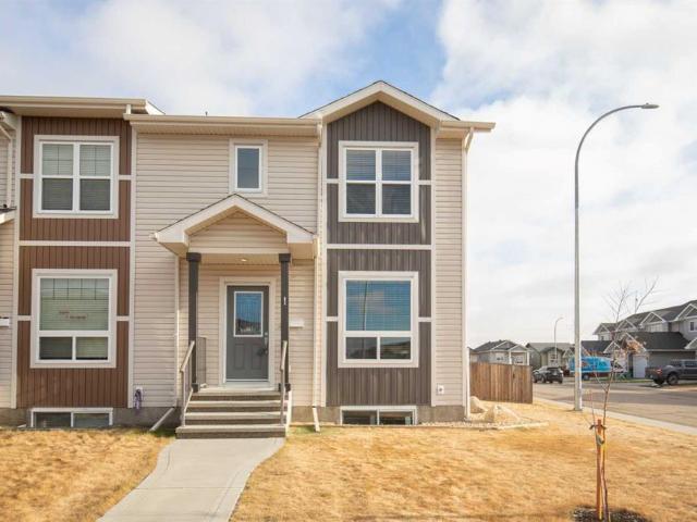 Townhouse for sale in Blackfalds, Alberta