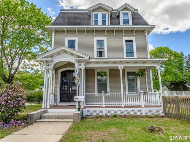 House for sale in Danielson